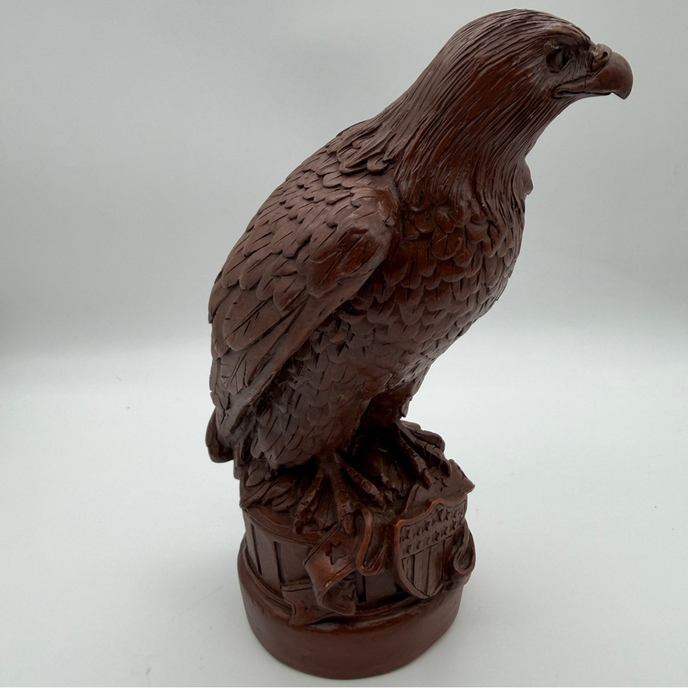 Vtg Red Mill Mfg Bald Eagle Statue Figurine Handcrafted in USA By R Weth Signed
